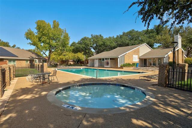 2109 Brook Mount, Court Carrollton, TX photo 22