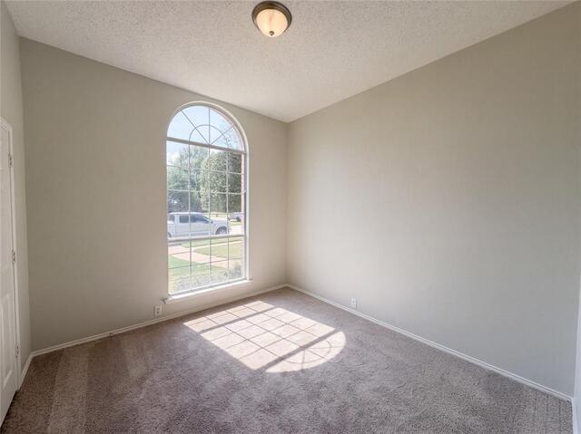401 Pin Oak, Trail Keller, TX photo 19