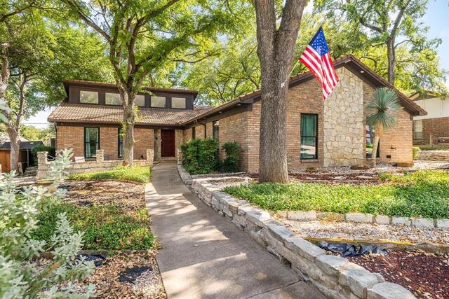 1100 Wayland Drive, Arlington, TX image