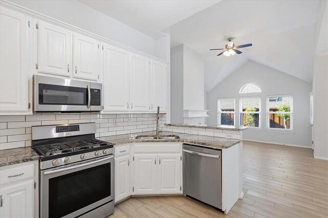 2540 Plumdale, Drive Carrollton, TX photo 9