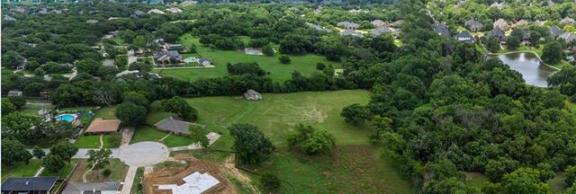 1215 Oakwood, Trail Southlake, TX photo 2