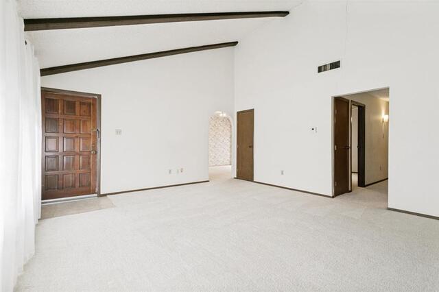 2019 Clubridge, Drive Carrollton, TX photo 2