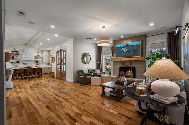 6509 Hillcrest Road, Flower Mound, TX photo 11