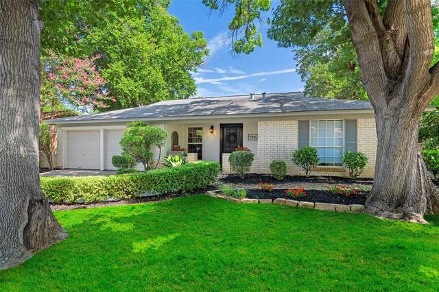 1705 Manchester Drive, Arlington, TX image