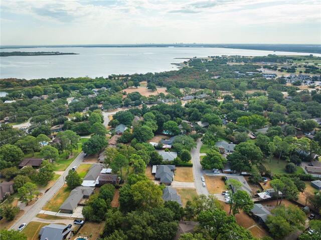 528 Marcus, Drive Lewisville, TX photo 32