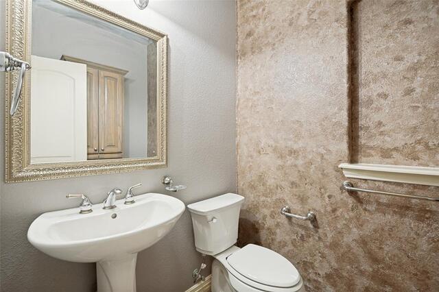 1533 Estates, Way Carrollton, TX photo 14