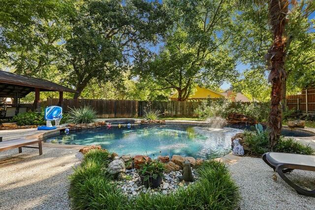 4618 Walnut Street, Flower Mound, TX photo 37