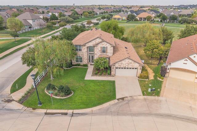 8701 Freeport, Drive Denton, TX photo 2
