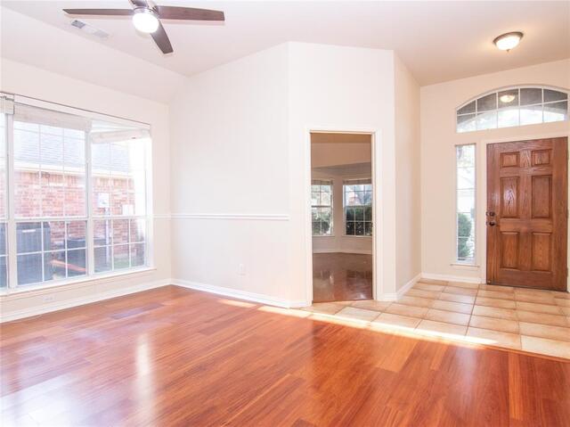 3916 Sharondale Drive, Flower Mound, TX photo 3