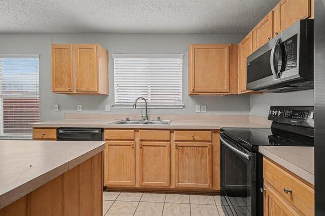 1578 Thornhill Lane, Little Elm, TX photo 9