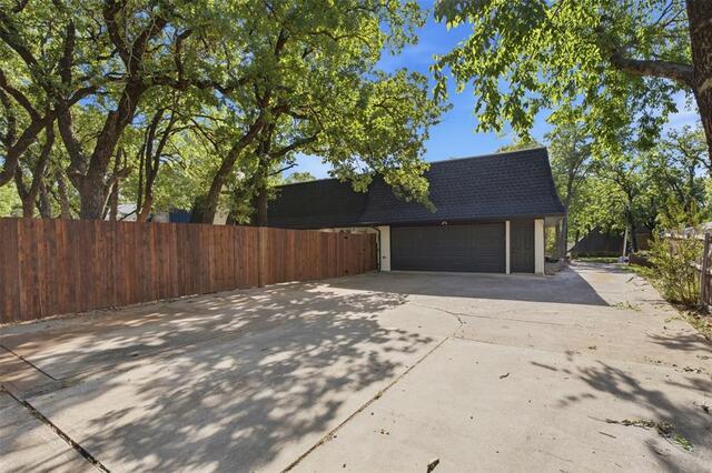 2221 Woodbrook, Street Denton, TX photo 37