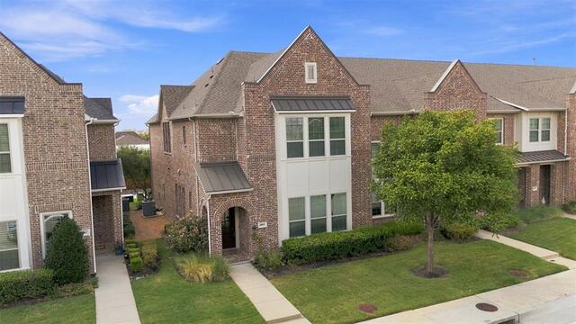 4865 Paddock, Trail Carrollton, TX photo 2