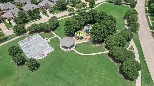 942 Redbird, Lane Allen, TX photo 39