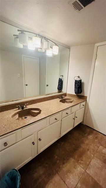 2305 Southlake, Court Irving, TX photo 18