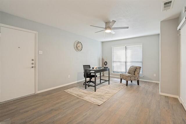 2213 Trinity Springs, Drive Carrollton, TX photo 7