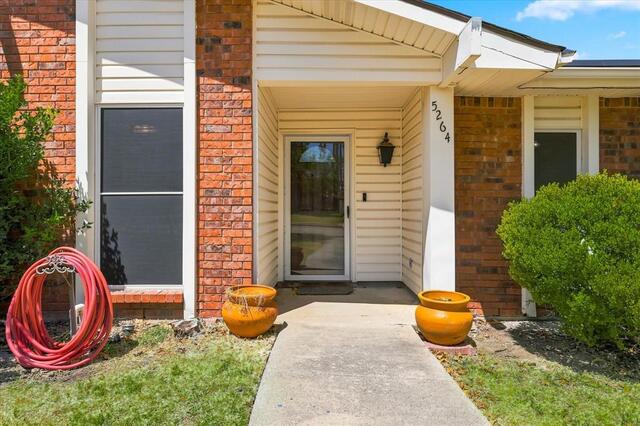 5264 Sherman Drive, The Colony, TX photo 2