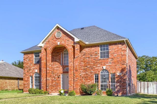 1313 Blue Jay, Drive Lewisville, TX photo 2