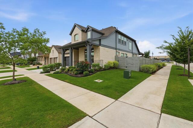 2017 Tremont, Drive Argyle, TX photo 2