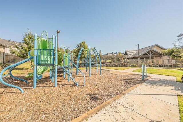 256 Harbor Hills Drive, Flower Mound, TX photo 35