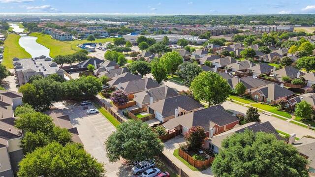 469 Crestview Point, Drive Lewisville, TX photo 36