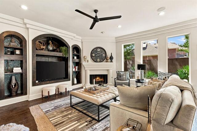 5504 Berks, Court Plano, TX photo 8