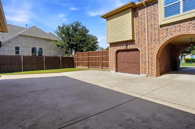 1913 Yosemite, Lane Keller, TX photo 36