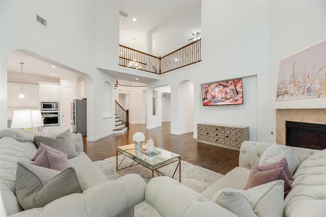2408 Brisbane, Lane Plano, TX photo 10