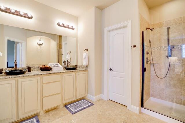 5716 Kate, Avenue Plano, TX photo 12
