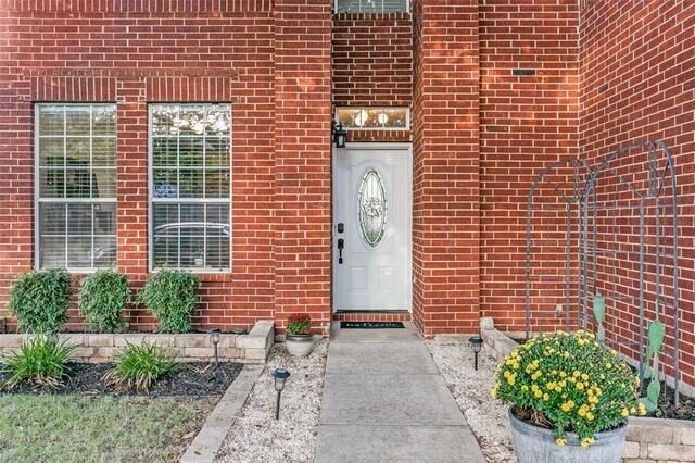 8200 Mirror Rock, Lane Denton, TX photo 2