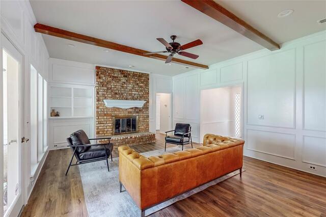 2251 Woodcreek, Street Carrollton, TX photo 6