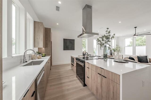 2523 Hondo Avenue 102, Dallas, TX image