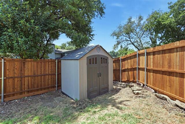 1014 Mountview, Court Carrollton, TX photo 30