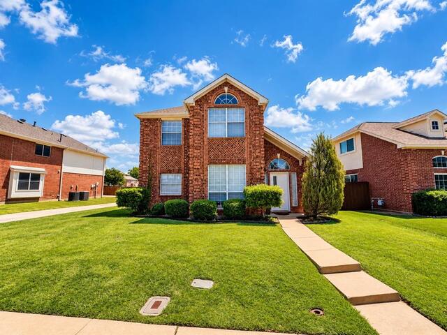 1402 Stone Canyon, Way Lewisville, TX photo 2