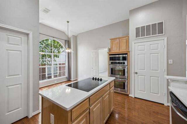 1237 Wild Cherry, Drive Carrollton, TX photo 10