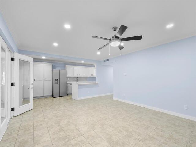 2033 Lymington, Road Carrollton, TX photo 11