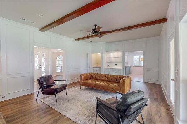 2251 Woodcreek, Street Carrollton, TX photo 9