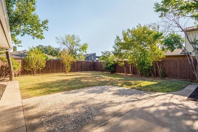 2213 Trinity Springs, Drive Carrollton, TX photo 17