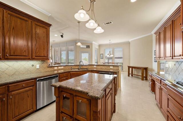 1805 Kendall, Court Keller, TX photo 14