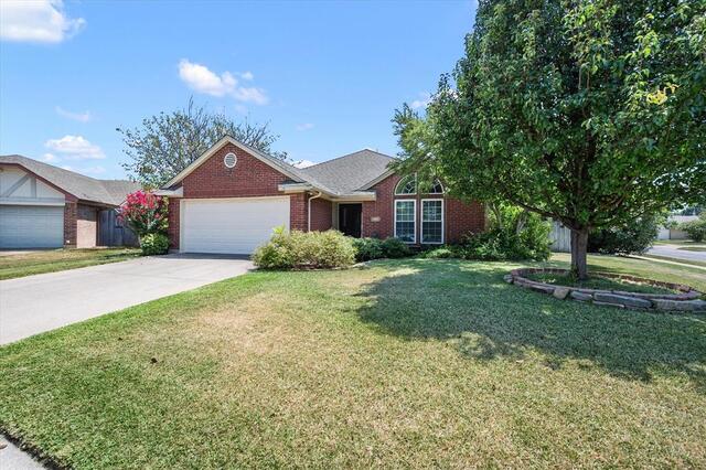 4209 Worth Forest Drive, Arlington, TX image