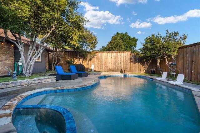 2210, Timberwood Carrollton, TX photo 32