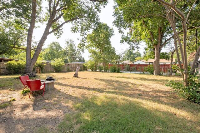 1008 E Russell, Avenue Carrollton, TX photo 25