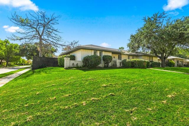 1900 Ports O Call, Drive Plano, TX photo 2