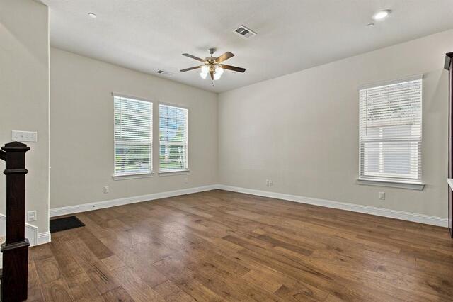 303 Ferndale, Street Lewisville, TX photo 5