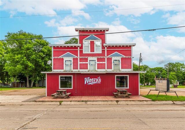 204 W Front Street, Blossom