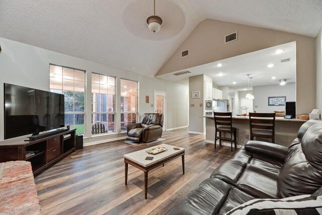 2212 Nottingham Street, Flower Mound, TX photo 8