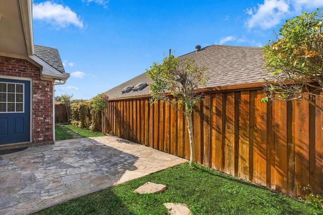 2540 Plumdale, Drive Carrollton, TX photo 24