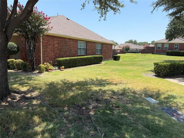 260 Bexar, Drive Lewisville, TX photo 2