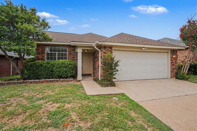 8844 Mystic Trail, Fort Worth, TX image