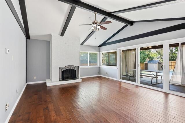 1014 Mountview, Court Carrollton, TX photo 7