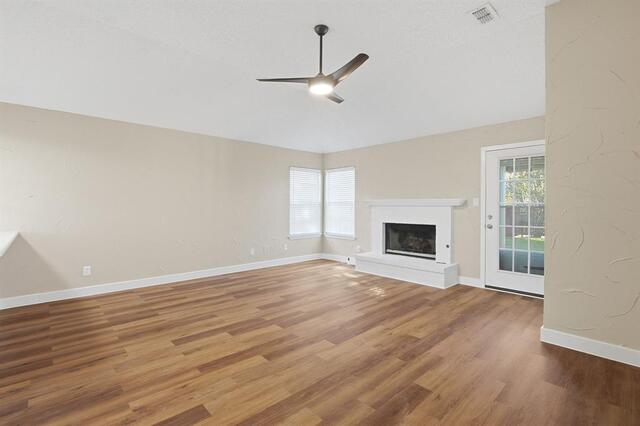 5816 Baker Drive, The Colony, TX photo 3